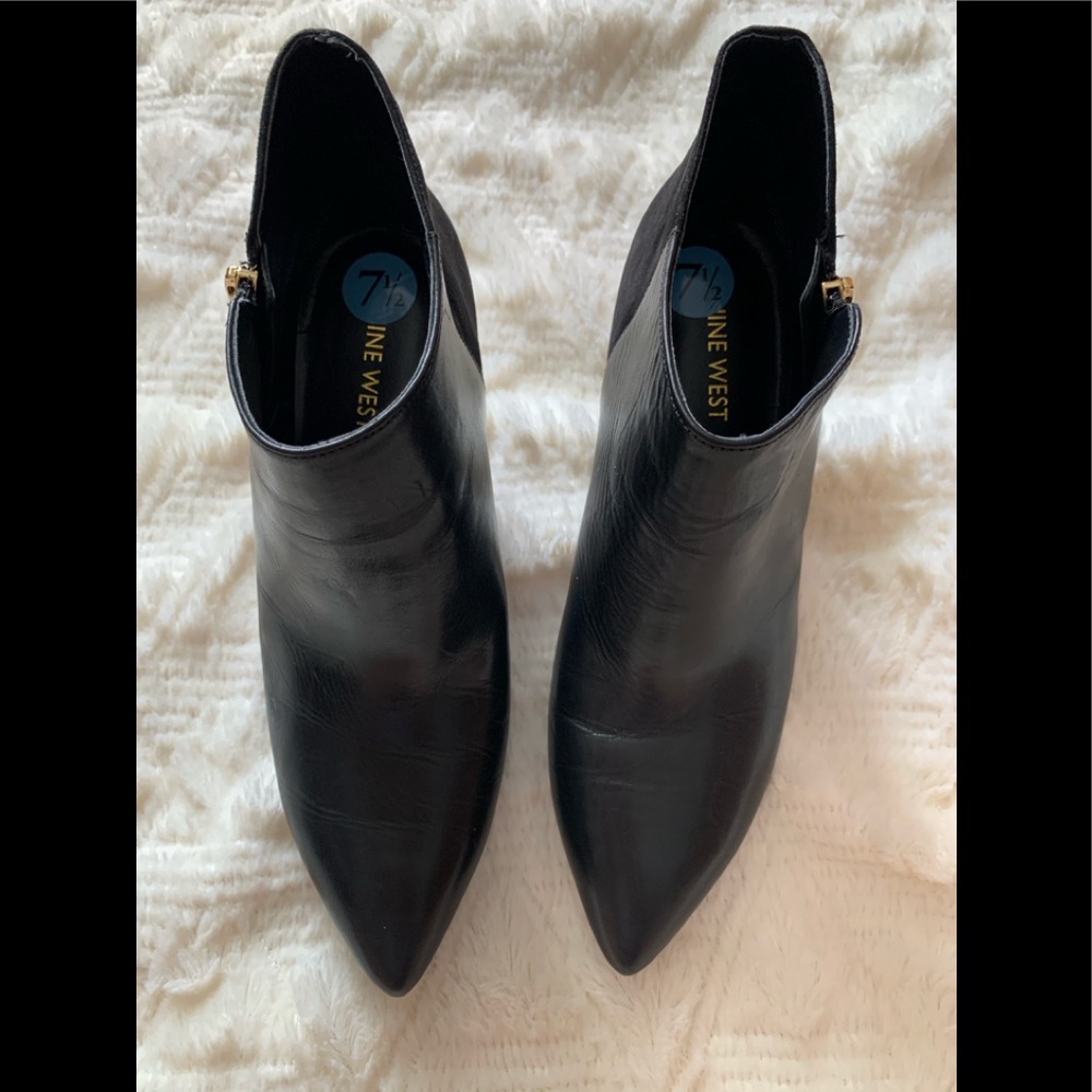 New Nine West leather and suede booties sz 7.5